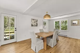 17 Farm St, Medway, MA 02053 - Photo 6