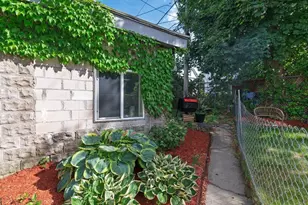 29 Esmond St, Boston, MA 02121 - Photo 34