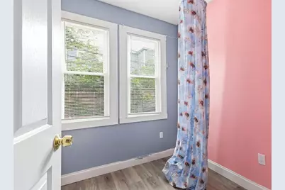 29 Esmond St, Boston, MA 02121 - Photo 10