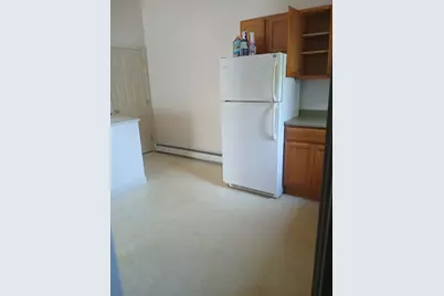 215 Walnut St #11, New Bedford, MA 02740 - Photo 4