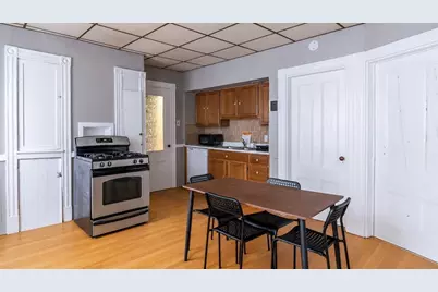 106 Beacon St #3, Somerville, MA 02143 - Photo 10