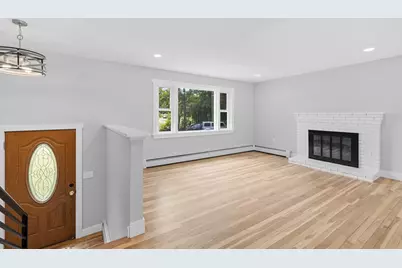 159 Walnut St, Halifax, MA 02338 - Photo 6