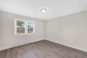 24 Daley St, Chicopee, MA 01013 - Photo 14