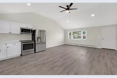 24 Daley St., Chicopee, MA 01013 - Photo 8