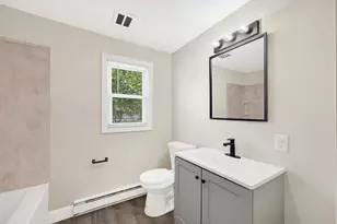 24 Daley St, Chicopee, MA 01013 - Photo 12