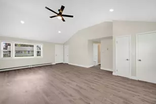 24 Daley St, Chicopee, MA 01013 - Photo 6