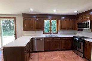 35 Whiley Rd, Groton, MA 01450 - Photo 4