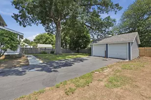 190 Manomet St, Brockton, MA 02301 - Photo 10