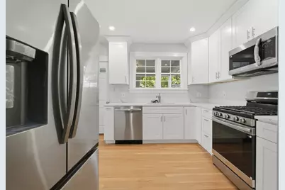 190 Manomet St, Brockton, MA 02301 - Photo 18