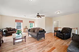 54 College Hwy, Southwick, MA 01077 - Photo 14