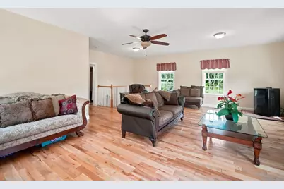 54 College Hwy, Southwick, MA 01077 - Photo 16