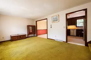 10 Woodhaven St, Carver, MA 02330 - Photo 8