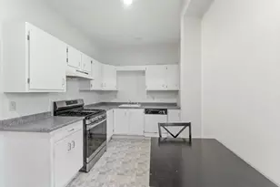 659 Washington St, Whitman, MA 02382 - Photo 2