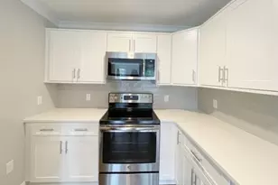 1789 Centre St, Boston, MA 02132 - Photo 4