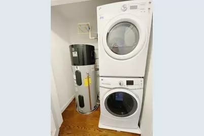 1789 Centre St #403, Boston, MA 02132 - Photo 8