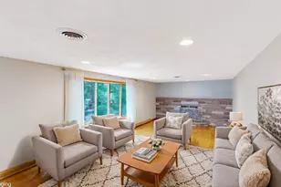 22 Starview Dr, Sudbury, MA 01776 - Photo 2