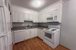 13 Chapel Hill Dr, Plymouth, MA 02360 - Photo 2