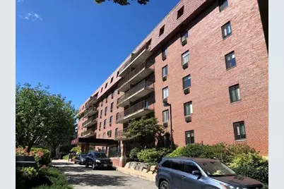 135 Pleasant St #307, Brookline, MA 02446 - Photo 1