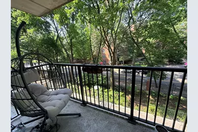 135 Pleasant St #307, Brookline, MA 02446 - Photo 6