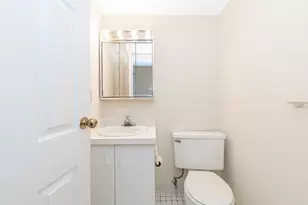 135 Pleasant St, Brookline, MA 02446 - Photo 8