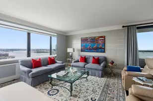 85 E India Row, Boston, MA 02110 - Photo 2