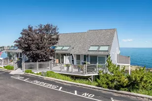22 Oceanside Dr, Hull, MA 02045 - Photo 6