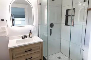127-129 Bailey Rd, Somerville, MA 02145 - Photo 8