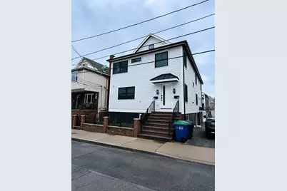 127-129 Bailey Rd #2, Somerville, MA 02145 - Photo 1