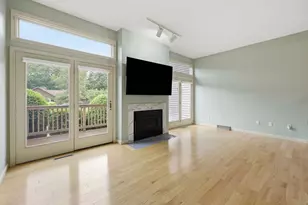 189 Pine Grove Dr, South Hadley, MA 01075 - Photo 2