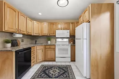 189 Pine Grove Dr #189, South Hadley, MA 01075 - Photo 12
