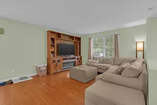 130 Grove St, Millville, MA 01529 - Photo 10