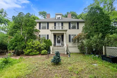 7 Park Cir, Arlington, MA 02476 - Photo 1