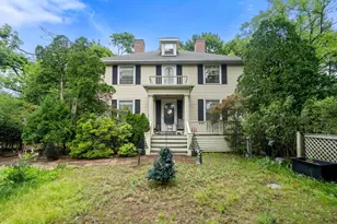 7 Park Cir, Arlington, MA 02476 - Photo 1
