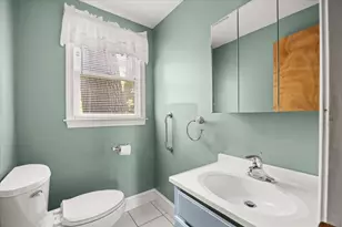 50 Pecksuot Rd, Weymouth, MA 02191 - Photo 14