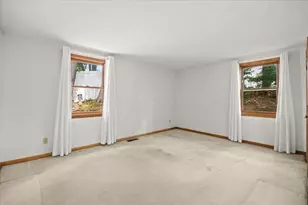 50 Pecksuot Rd, Weymouth, MA 02191 - Photo 18