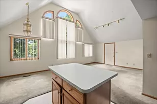 50 Pecksuot Rd, Weymouth, MA 02191 - Photo 12