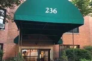 236 Beacon St, Boston, MA 02116 - Photo 10