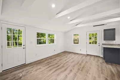 13 Cherry St, Lakeville, MA 02347 - Photo 10