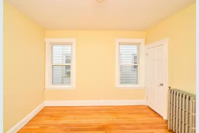 15 Vesta Rd, Boston, MA 02124 - Photo 12