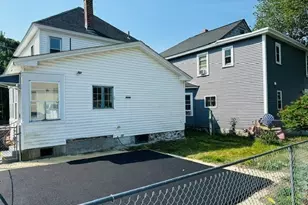 159 Ludlam St, Lowell, MA 01850 - Photo 24