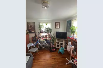 40 Ames St, Springfield, MA 01104 - Photo 4