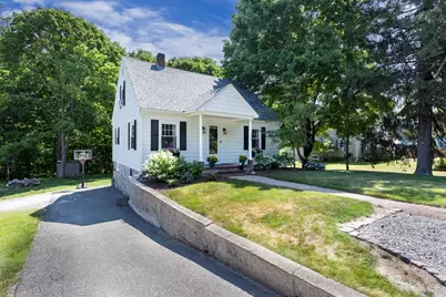 208 S Main St, Hopedale, MA 01747 - Photo 4