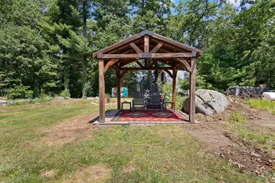 215 Donohue Rd, Dracut, MA 01826 - Photo 38
