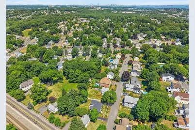 10 Willow St, Braintree, MA 02184 - Photo 34