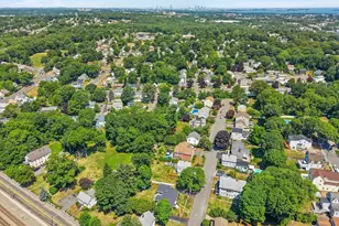 10 Willow St, Braintree, MA 02184 - Photo 34