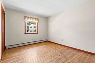 10 Willow St, Braintree, MA 02184 - Photo 12
