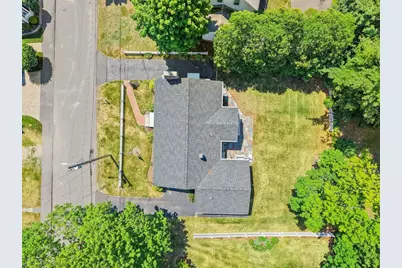 10 Willow St, Braintree, MA 02184 - Photo 32