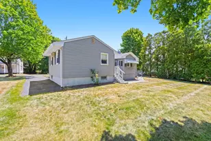 10 Willow St, Braintree, MA 02184 - Photo 30