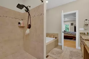 32 Bissonnette Cir, Southampton, MA 01073 - Photo 18