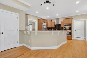32 Bissonnette Cir, Southampton, MA 01073 - Photo 10